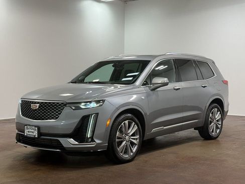Used 2024 Cadillac XT6 Premium Luxury image 28