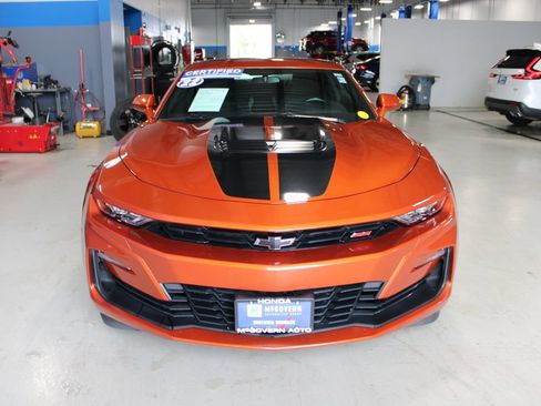 Used 2022 Chevrolet Camaro SS RWD image 2