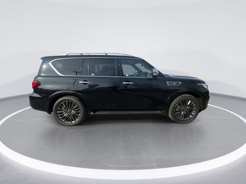Used 2024 INFINITI QX80 Sensory w/ Cargo Package AWD/4WD image 9