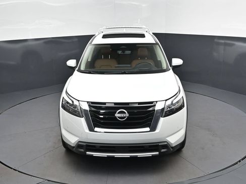 Used 2025 Nissan Pathfinder Platinum w/ Cargo Package FWD image 38