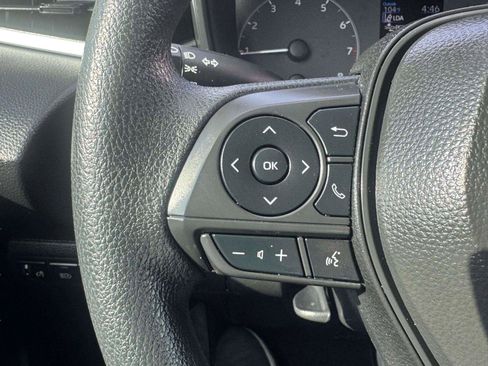 Used 2025 Toyota Corolla LE FWD image 26