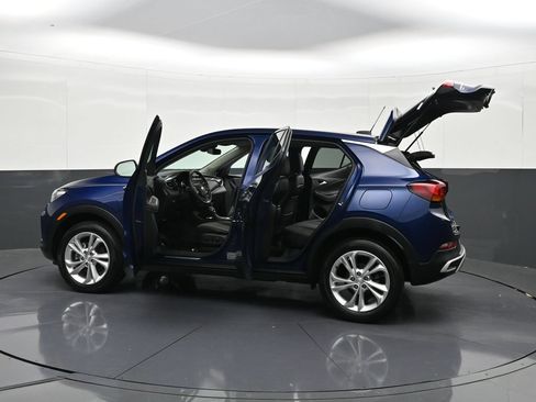 Used 2023 Buick Encore GX Preferred w/ Cold Weather Comfort Package AWD/4WD image 39