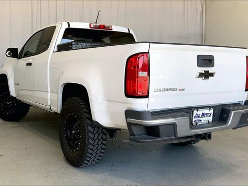 Used 2020 Chevrolet Colorado W/T w/ WT Convenience Package image 5