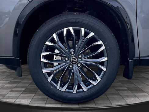 New 2026 Nissan Rogue Platinum w/ Platinum Premium Package image 11