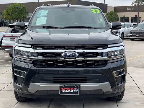 Used 2023 Ford Expedition Limited image 11