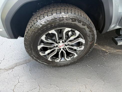 New 2026 GMC Canyon Denali AWD/4WD image 16