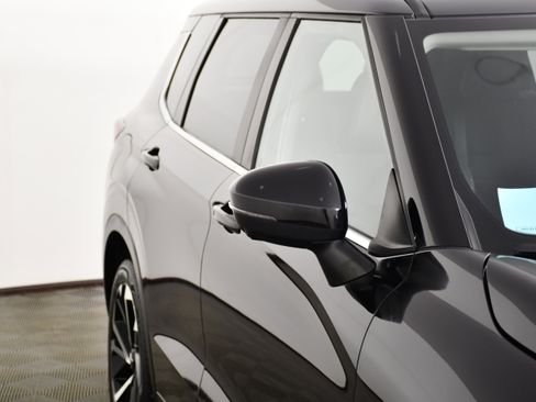 Used 2022 Mitsubishi Outlander SE AWD/4WD image 14
