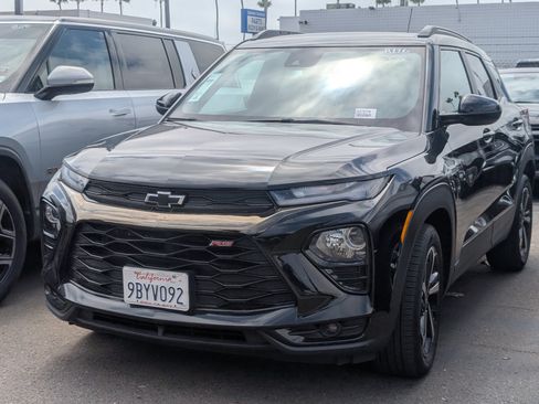 Used 2022 Chevrolet TrailBlazer RS w/ Technology Package FWD image 1