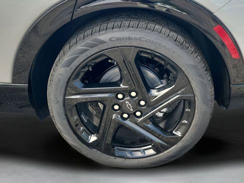 New 2026 Chevrolet Equinox EV RS FWD image 18