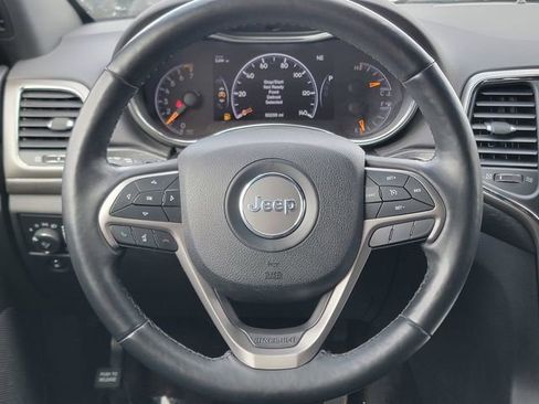 Certified 2018 Jeep Grand Cherokee Laredo image 32