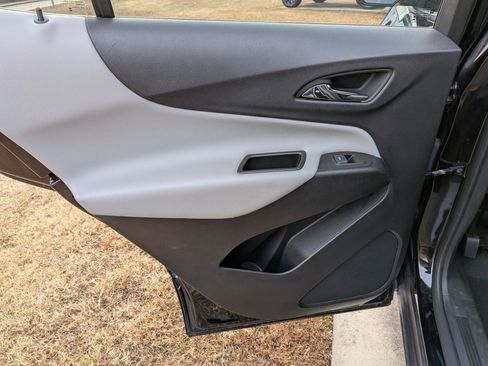 Used 2024 Chevrolet Equinox LS w/ Midnight Edition image 26