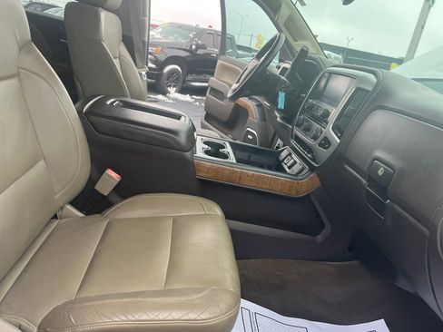 Used 2015 GMC Sierra 2500 SLT w/ Duramax Plus Package image 31