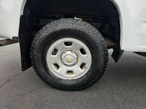 Used 2015 Chevrolet Colorado W/T w/ WT Convenience Package image 14