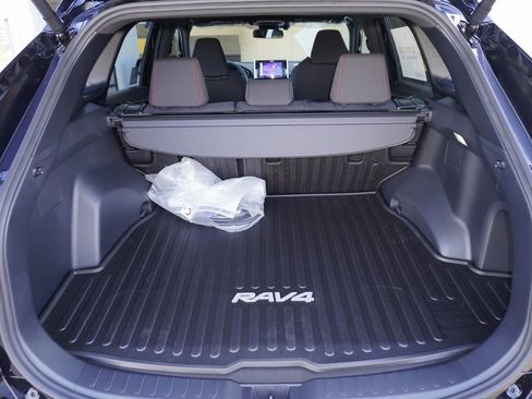 New 2025 Toyota RAV4 SE image 5