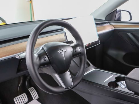 Used 2023 Tesla Model Y Performance AWD/4WD image 20