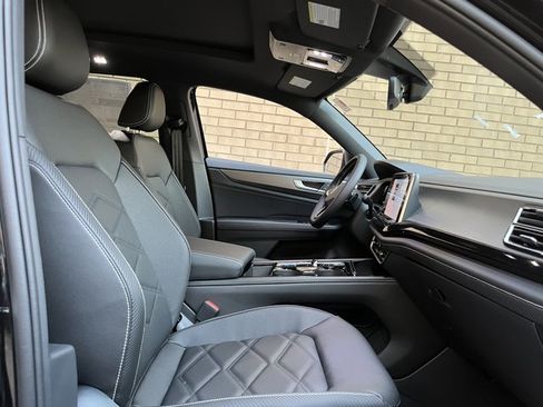 New 2026 Volkswagen Atlas Cross Sport SE image 7