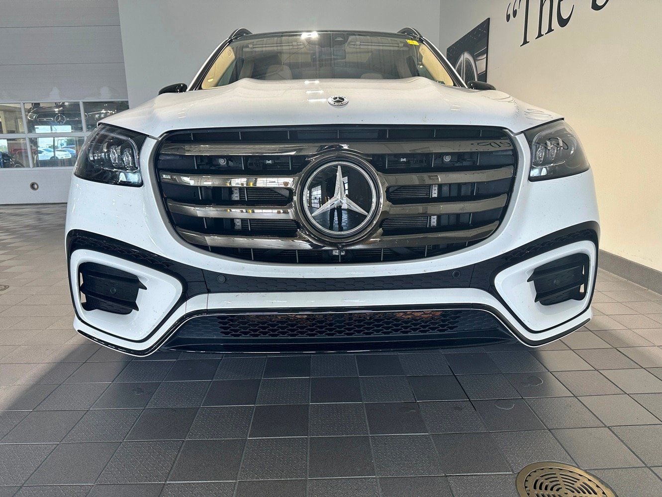 Certified 2024 Mercedes-Benz GLS 450 4MATIC image 2
