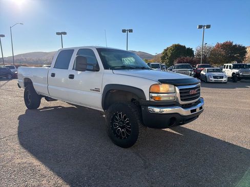 Used 2005 GMC Sierra 3500 W/T image 3