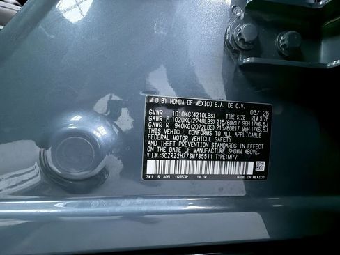 Used 2025 Honda HR-V EX-L image 17