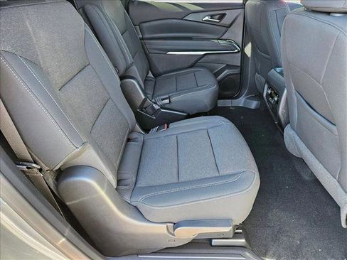 New 2026 Chevrolet Traverse LT FWD image 16