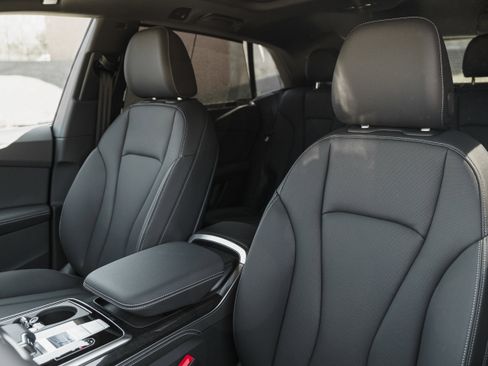New 2026 Audi Q8 Premium Plus AWD/4WD image 22
