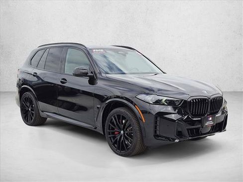 Used 2026 BMW X5 xDrive40i w/ Executive Package AWD/4WD image 3