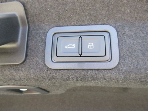 Used 2023 Audi A6 Premium Plus w/ Premium Plus Package AWD/4WD image 38