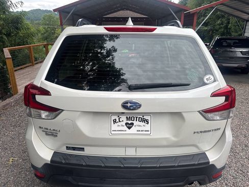 Used 2019 Subaru Forester w/ Alloy Wheel Package AWD/4WD image 5