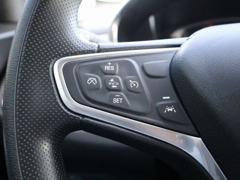 Used 2022 Chevrolet Equinox LS w/ LS Convenience Package image 26