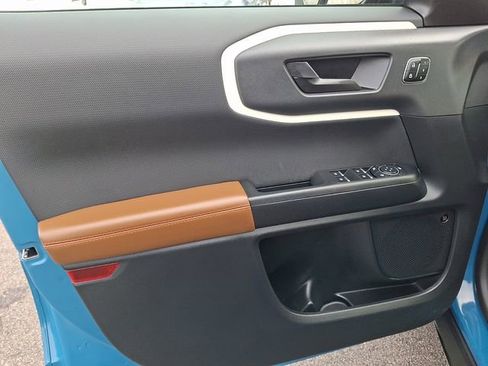 Used 2023 Ford Bronco Sport Heritage Limited image 12