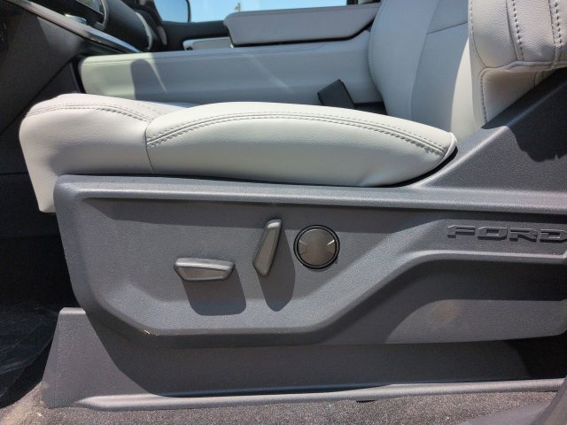 New 2026 Ford Expedition Active RWD image 20