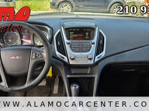 Used 2017 GMC Terrain SLE FWD image 31