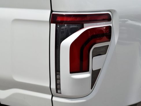 Used 2025 Ford F150 King Ranch w/ FX4 Off-Road Package AWD/4WD image 21