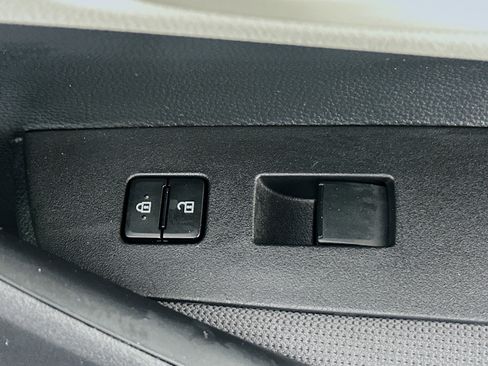 Certified 2026 Toyota Corolla LE image 28