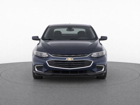 Used 2017 Chevrolet Malibu LS FWD image 4