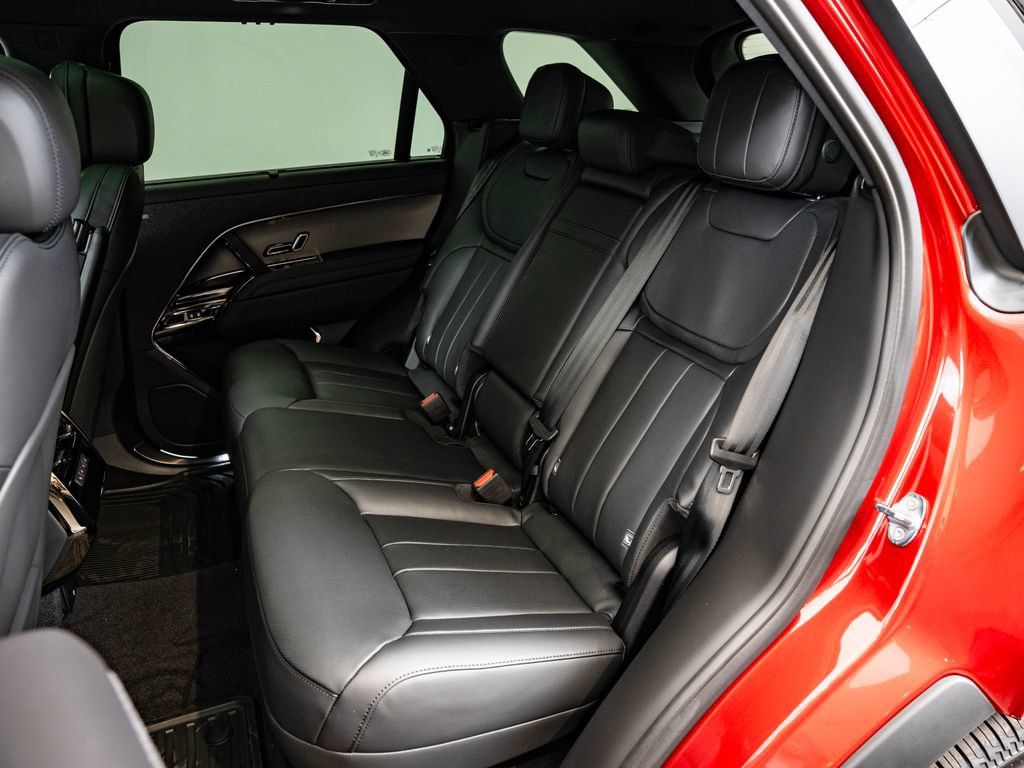 New 2026 Land Rover Range Rover Sport Dynamic SE AWD/4WD image 42