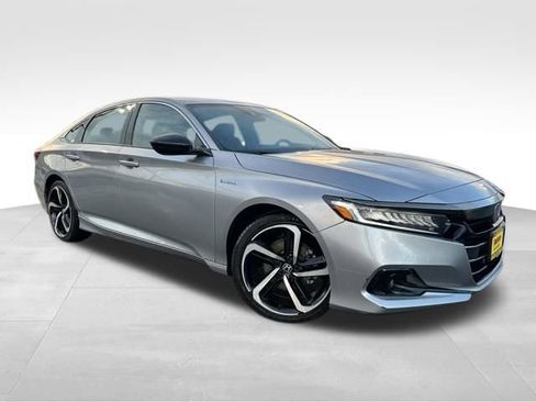 Used 2022 Honda Accord Sport image 1