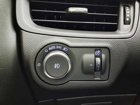 Used 2020 Buick Envision Preferred FWD image 22