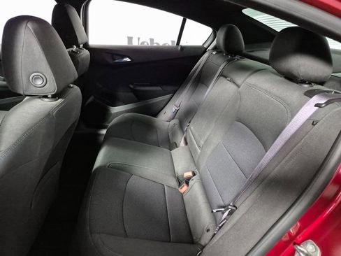 Used 2017 Chevrolet Cruze LT w/ Convenience Package image 21
