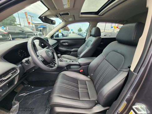 Certified 2024 Honda HR-V EX-L image 17