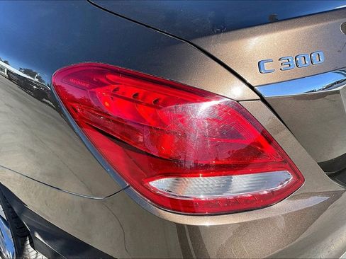 Used 2017 Mercedes-Benz C 300 Sedan image 34