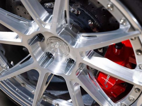 Used 2020 McLaren 720S Spider image 12