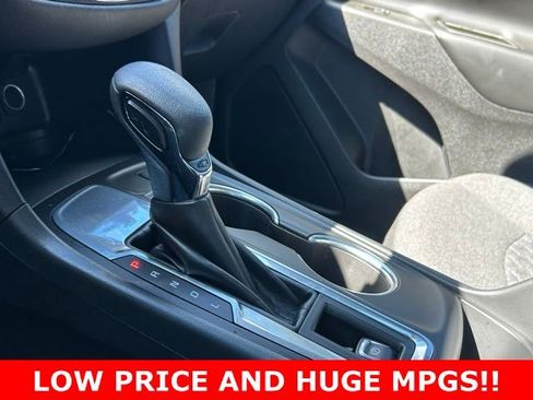 Certified 2024 Chevrolet Equinox LT image 25