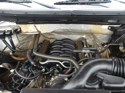 Used 2014 Ford F150 XL w/ Power Equipment Group AWD/4WD image 26