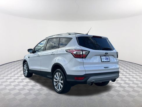 Used 2017 Ford Escape Titanium image 9