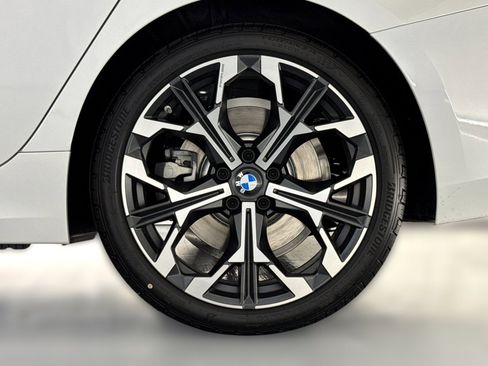 Used 2026 BMW 330i Sedan w/ Premium Package RWD image 11