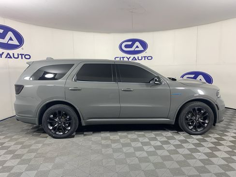 Used 2021 Dodge Durango R/T w/ Blacktop Package RWD image 2