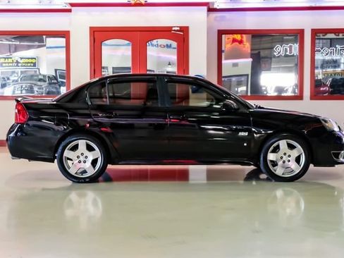 Used 2006 Chevrolet Malibu SS image 9