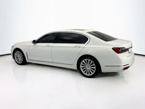 Used 2020 BMW 740i w/ Premium Package RWD image 7