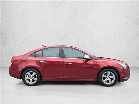 Used 2014 Chevrolet Cruze LT FWD image 4